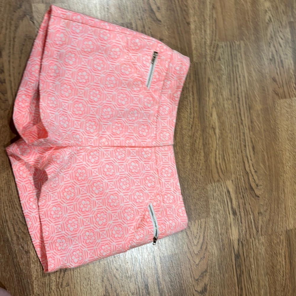 Under skies shorts